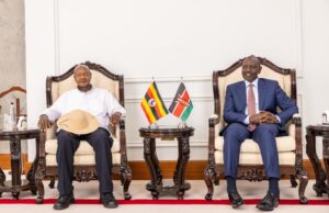 KENYA – UGANDA sign 8 bilateral deals during President Museveni’s visit to Nairobi.