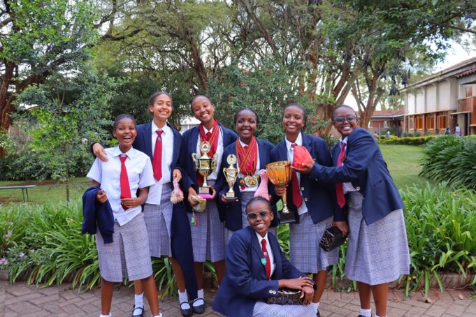 Standardise School Uniforms in Continuous Education Reforms